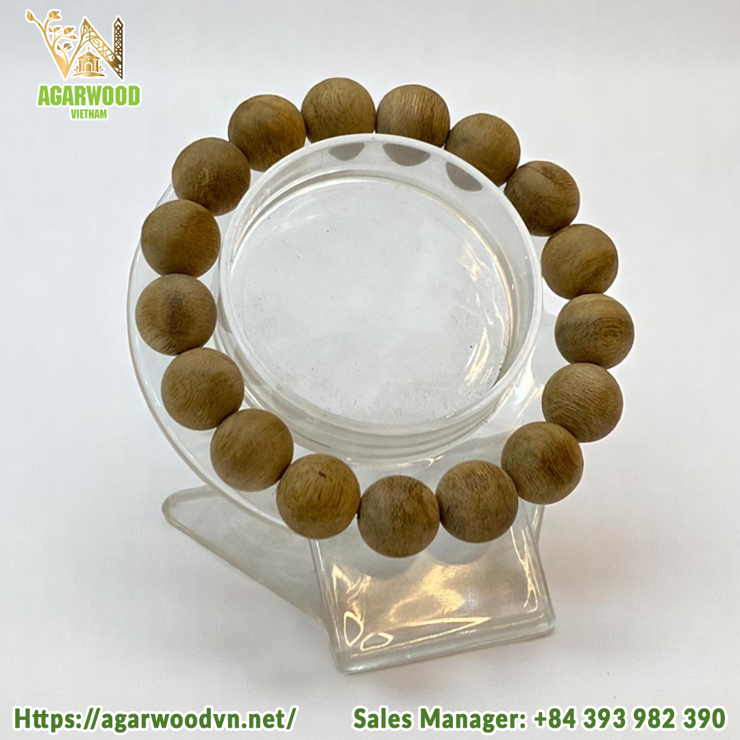 Superior Natural VietNam Oud Bead Bracelet 12mm